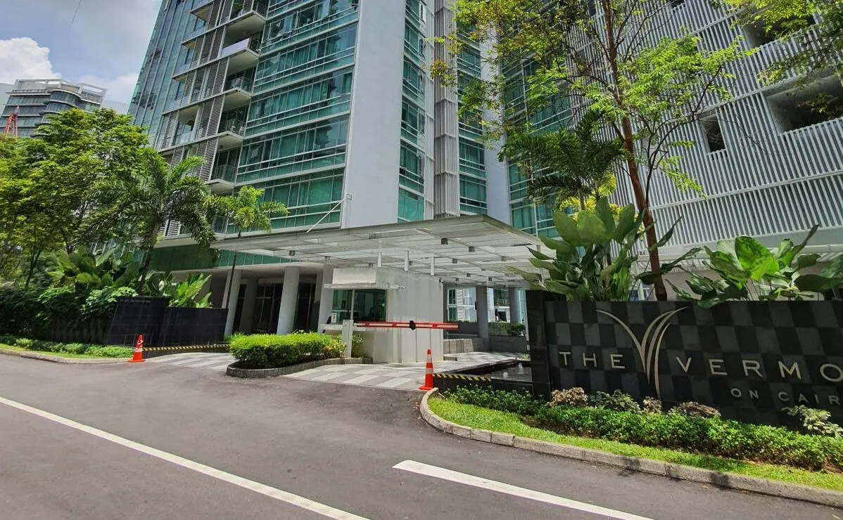 Front entrance The Vermont on Cairnhill Singapore luxury condominium