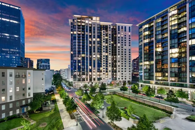 Exterior building AMLI residential